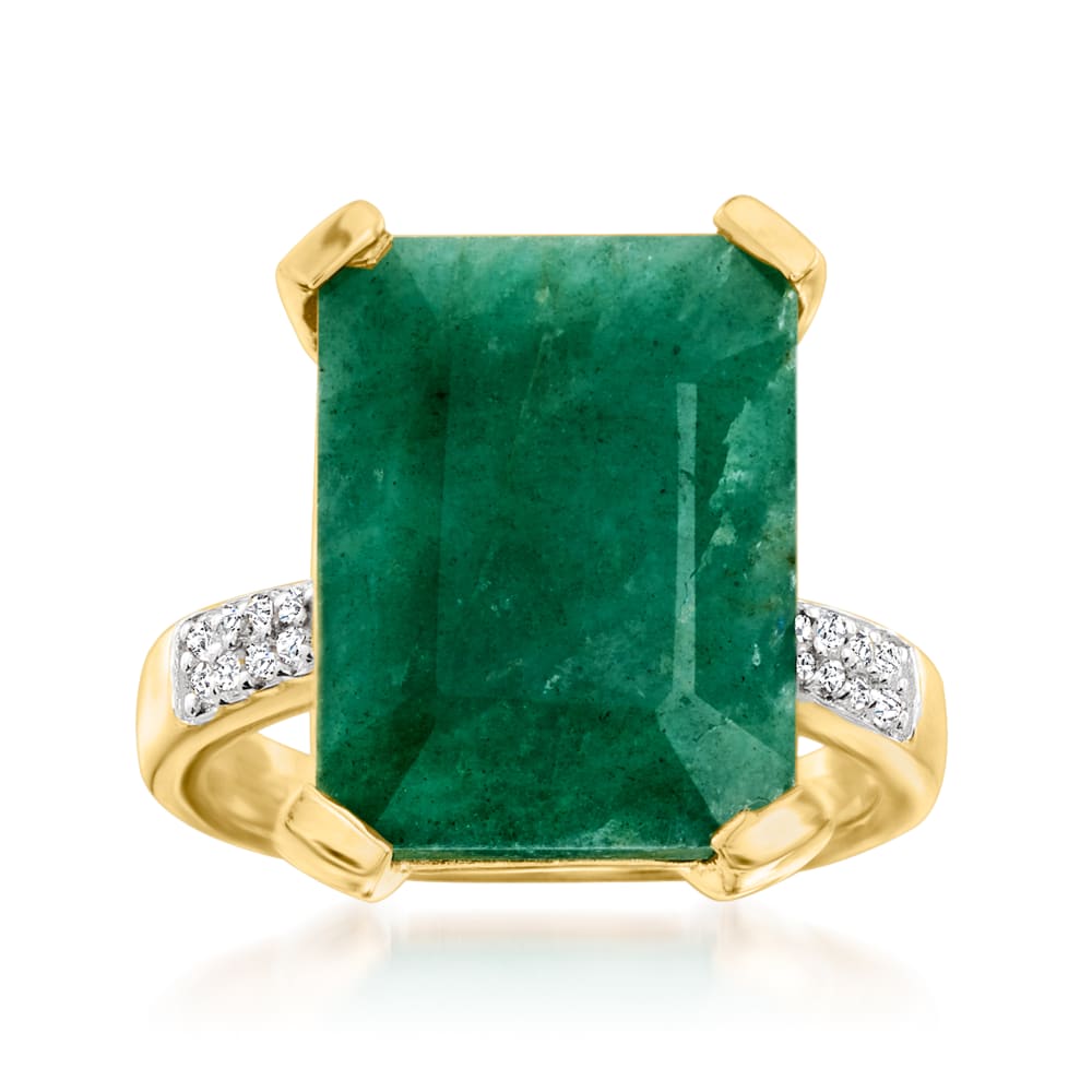 6.05 Carat Emerald Diamond 14 Karat Gold Ring For Sale at 1stDibs | 2 carat  emerald ring on hand