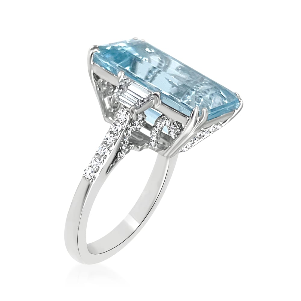 10.00 Carat Aquamarine and 1.02 ct. t.w. Diamond Ring in 14kt White ...