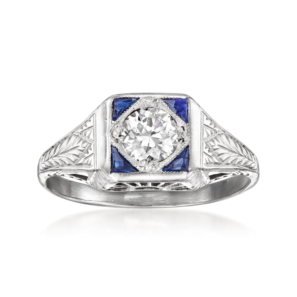 VANBRUUN FLORA | Engagement Ring with Halo in Diamonds | VANBRUUN
