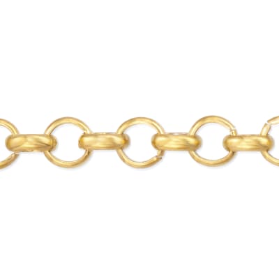 Rolo Link Chain. Image Featuring Rolo Link Chain