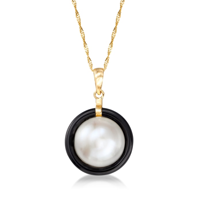 12mm Cultured Pearl and 16mm Black Onyx Bezel-Set Pendant Necklace in 14kt Yellow Gold